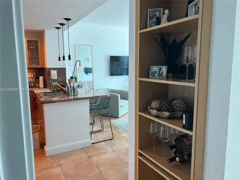 6799 Collins Avenue Miami Beach FL 33141