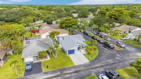 971 NW 89th Avenue Plantation FL 33324