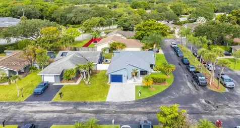 971 NW 89th Avenue Plantation FL 33324