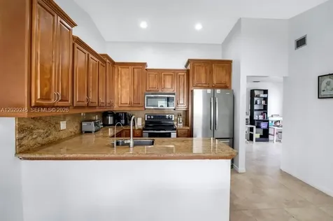 971 NW 89th Avenue Plantation FL 33324