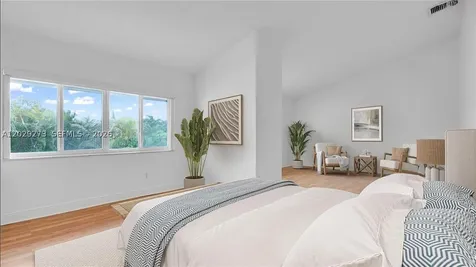 2000 S Bayshore Drive Miami FL 33133