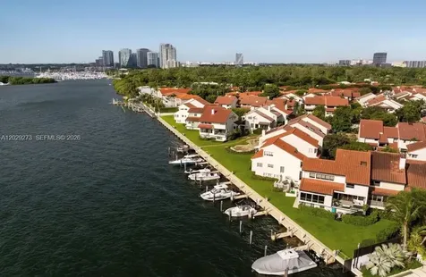 2000 S Bayshore Drive Miami FL 33133