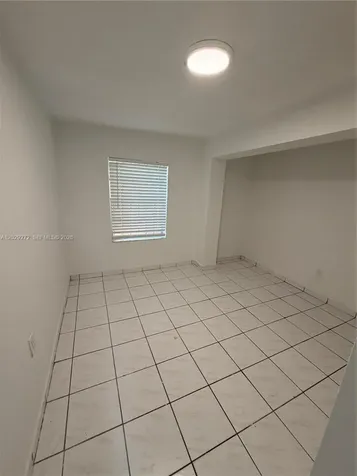 2420 NW 31st Street Miami FL 33142