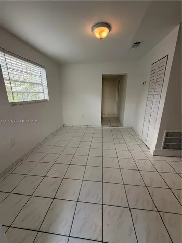 2420 NW 31st Street Miami FL 33142
