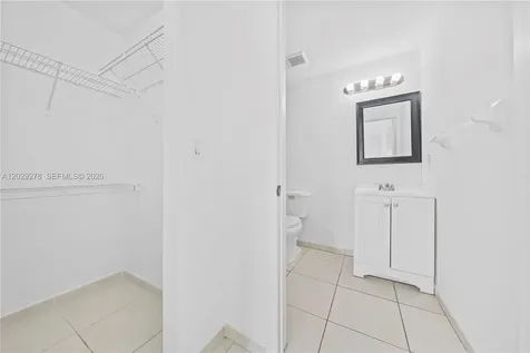 7280 NW 114th Avenue Doral FL 33178