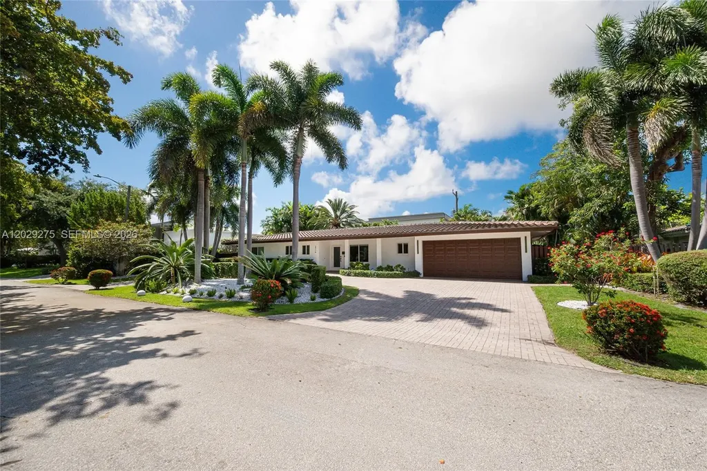 2716 NE 29th Court Fort Lauderdale FL 33306