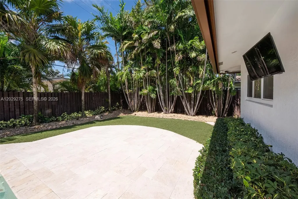 2716 NE 29th Court Fort Lauderdale FL 33306
