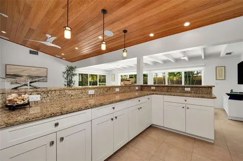 2716 NE 29th Court Fort Lauderdale FL 33306
