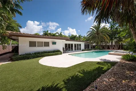 2716 NE 29th Court Fort Lauderdale FL 33306