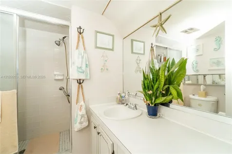 2811 N Pine Island Road Sunrise FL 33322