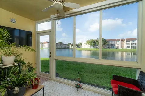 2811 N Pine Island Road Sunrise FL 33322