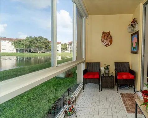 2811 N Pine Island Road Sunrise FL 33322