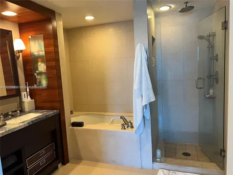 6799 Collins Avenue Miami Beach FL 33141
