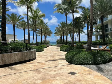 6799 Collins Avenue Miami Beach FL 33141