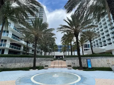 6799 Collins Avenue Miami Beach FL 33141