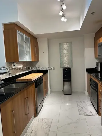 325 S Biscayne Boulevard Miami FL 33131