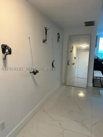 325 S Biscayne Boulevard Miami FL 33131