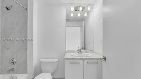 253 NE 2nd Street Miami FL 33132