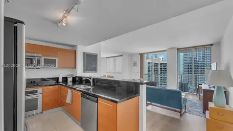 253 NE 2nd Street Miami FL 33132