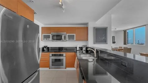 253 NE 2nd Street Miami FL 33132
