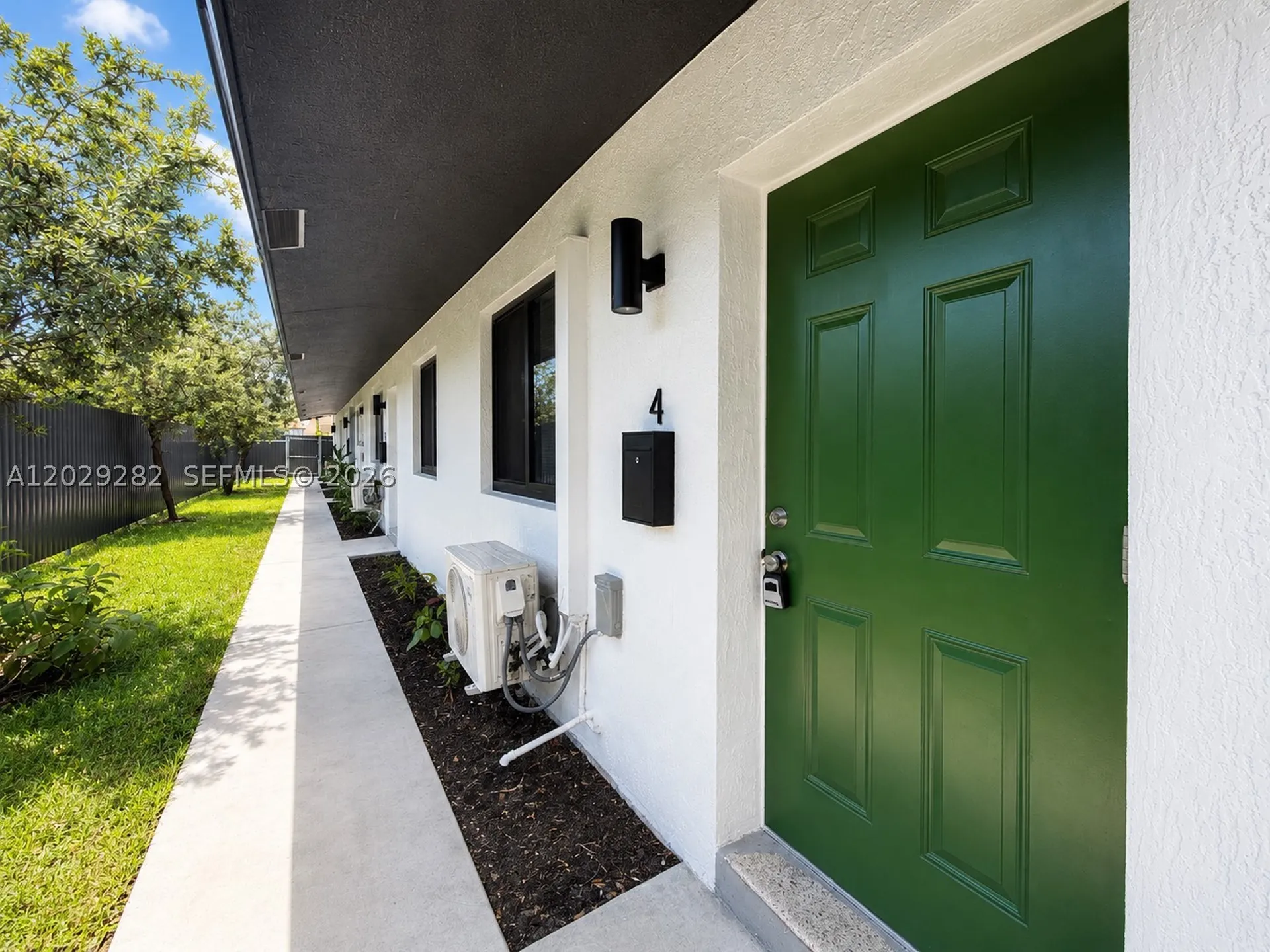 900 NW 8th Avenue Pompano Beach FL 33060