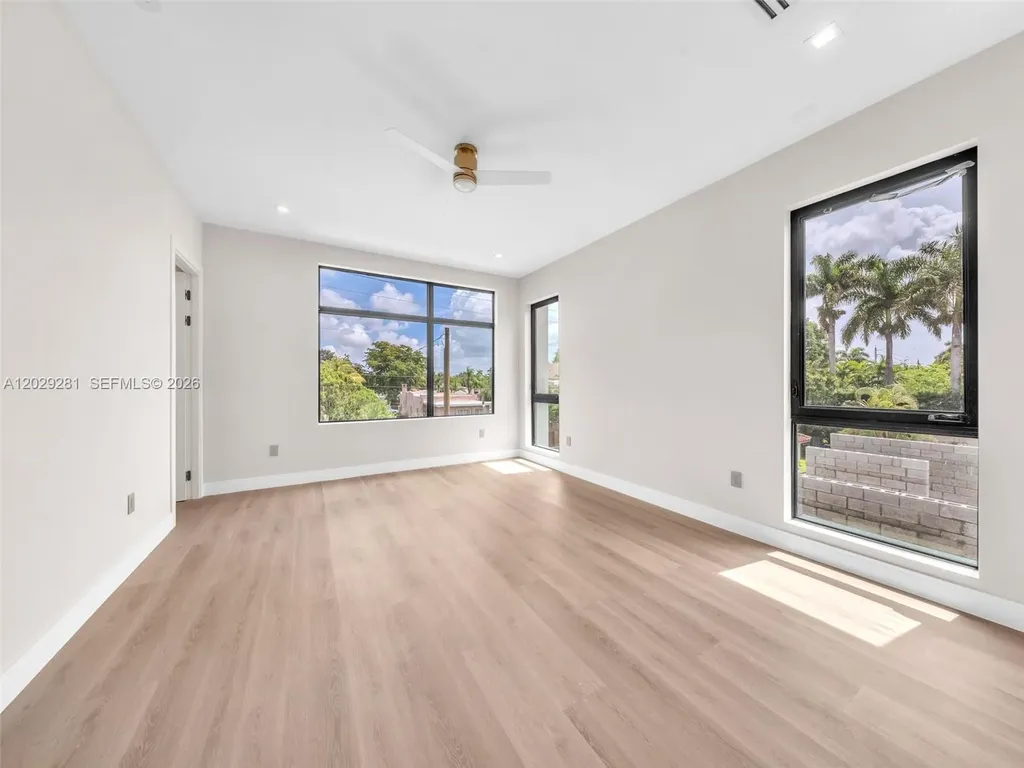 1637 Monroe Street Hollywood FL 33020