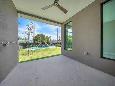 1637 Monroe Street Hollywood FL 33020