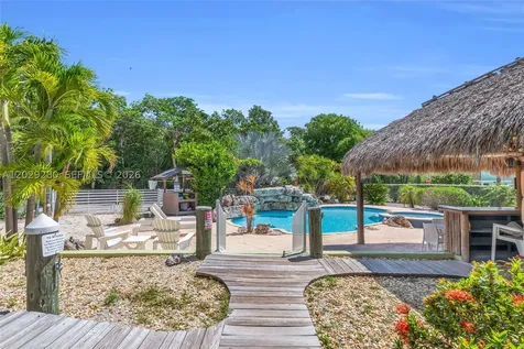 443 4th Road Key Largo FL 33037