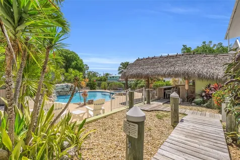 443 4th Road Key Largo FL 33037