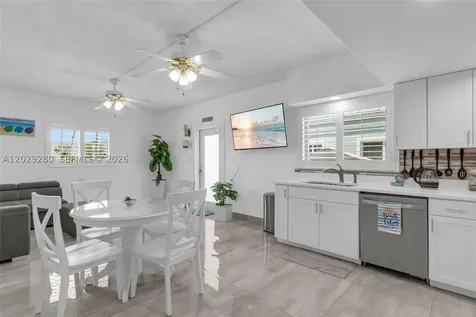 443 4th Road Key Largo FL 33037