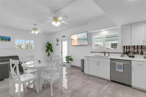 443 4th Road Key Largo FL 33037