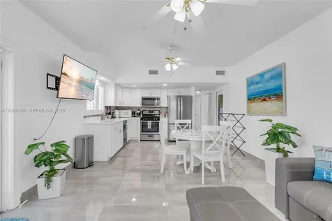 443 4th Road Key Largo FL 33037