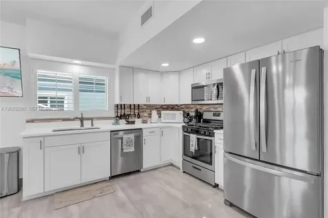 443 4th Road Key Largo FL 33037
