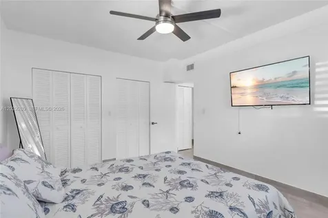 443 4th Road Key Largo FL 33037
