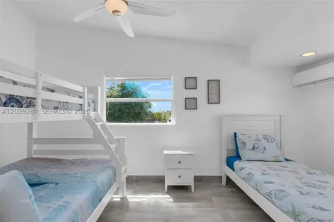 443 4th Road Key Largo FL 33037