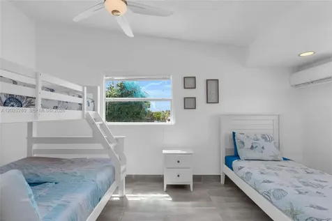 443 4th Road Key Largo FL 33037