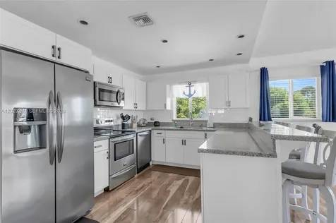 443 4th Road Key Largo FL 33037