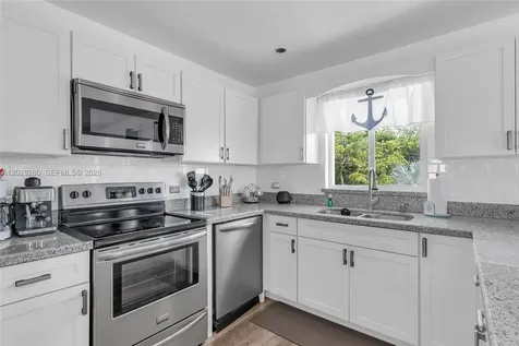 443 4th Road Key Largo FL 33037