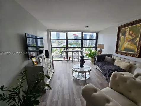 400 Leslie Drive Hallandale Beach FL 33009
