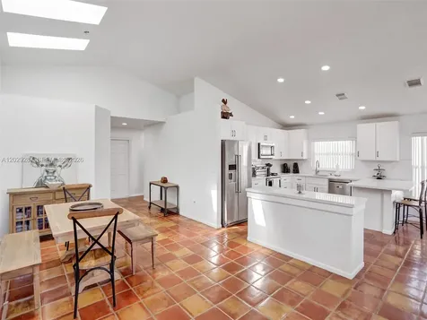 16541 NW 5th Street Pembroke Pines FL 33028