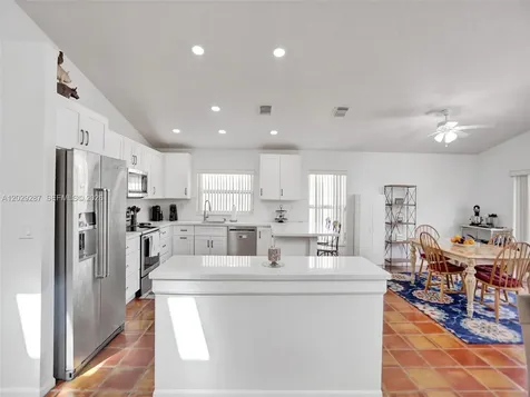 16541 NW 5th Street Pembroke Pines FL 33028