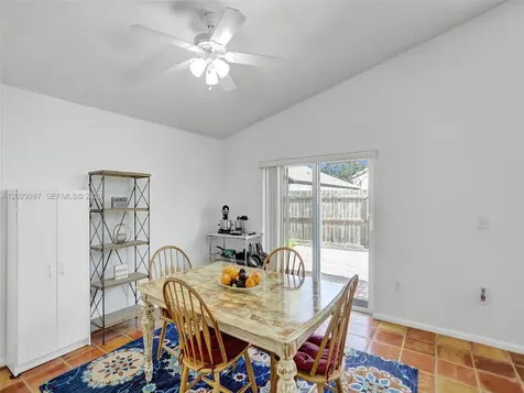 16541 NW 5th Street Pembroke Pines FL 33028