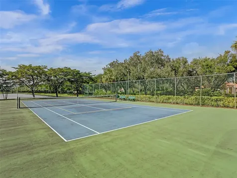 16541 NW 5th Street Pembroke Pines FL 33028