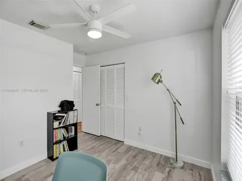 16541 NW 5th Street Pembroke Pines FL 33028