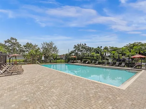 16541 NW 5th Street Pembroke Pines FL 33028