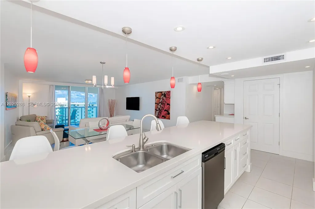 3800 S Ocean Drive Hollywood FL 33019