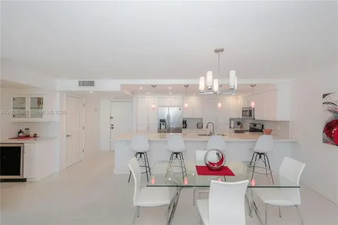 3800 S Ocean Drive Hollywood FL 33019