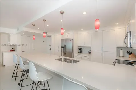 3800 S Ocean Drive Hollywood FL 33019