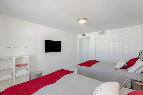 3800 S Ocean Drive Hollywood FL 33019