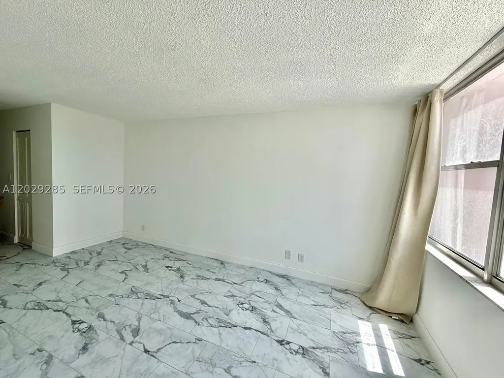 2101 S Ocean Drive Hollywood FL 33019